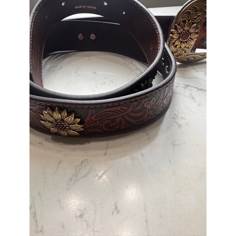 Ariat Womens Brown Leather Sunflower Tooled Western Belt XL A1533508 - Picture 6 of 6